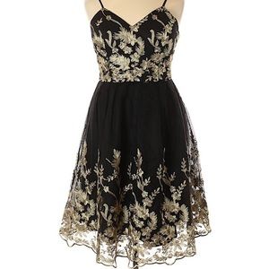 Chi chi London cocktail dress